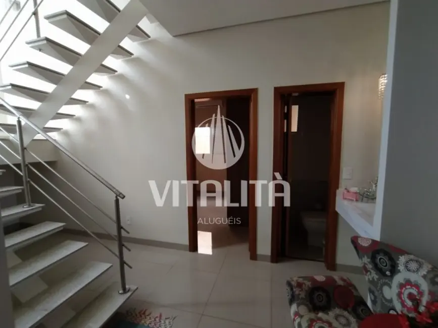 Casa com 3 quartos à venda, 226m2 em Ribeirao Preto - SP - imagem 4 Foto 4 de Casa com 3 quartos à venda, 226m2 em Ribeirao Preto - SP