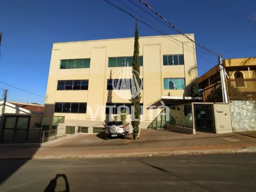 Foto 1 de Sala Comercial para alugar, 500m2 em Jardim São Luiz, Ribeirao Preto - SP
