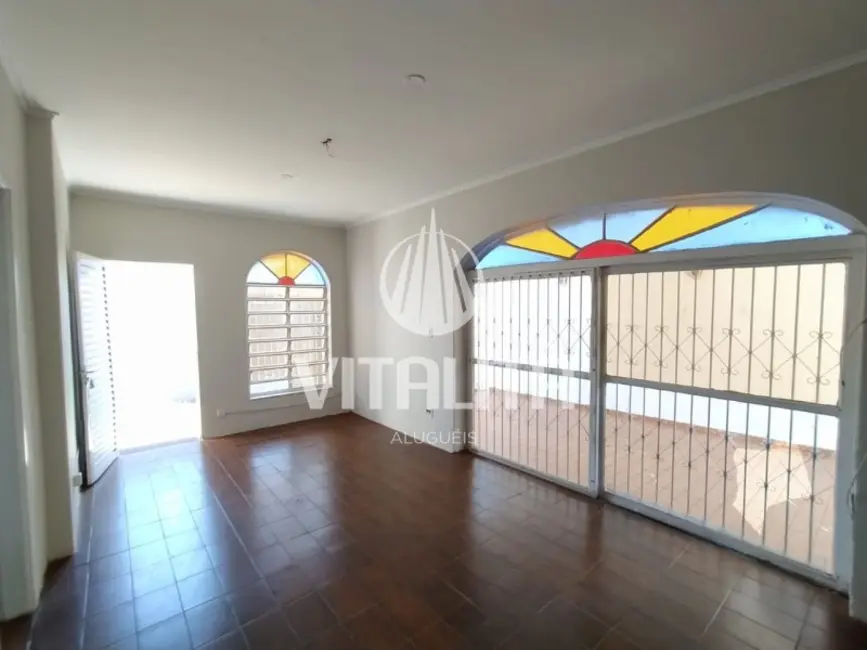 Casa com 3 quartos à venda, 248m2 em Campos Elíseos, Ribeirao Preto - SP - imagem 3 Foto 3 de Casa com 3 quartos à venda, 248m2 em Campos Elíseos, Ribeirao Preto - SP