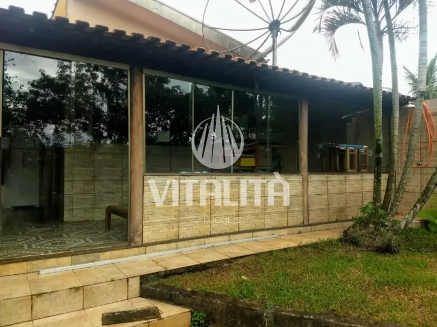 Foto 2 de Casa com 3 quartos à venda, 200m2 em Cajuru - SP