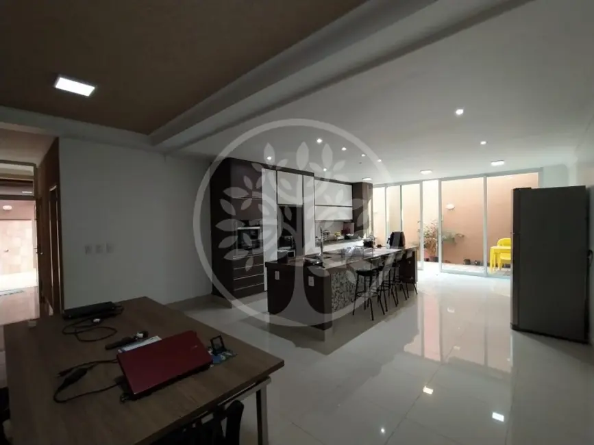 Foto 3 de Casa com 6 quartos à venda, 361m2 em Planalto Verde, Ribeirao Preto - SP