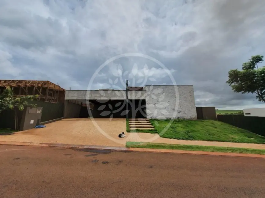 Foto 1 de Casa com 4 quartos à venda, 360m2 em Ribeirao Preto - SP
