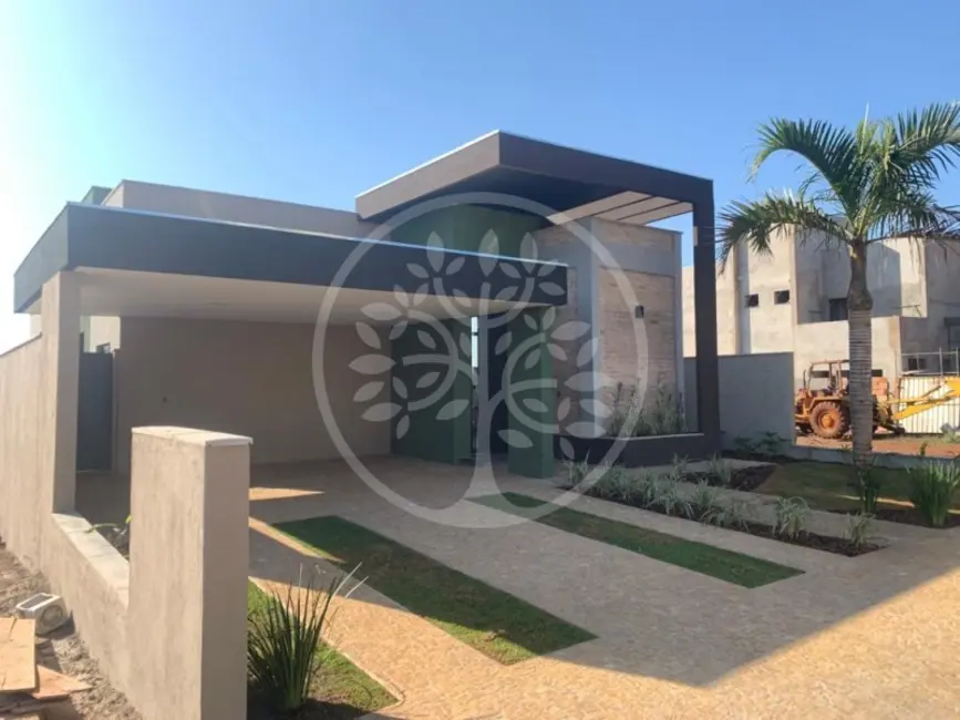 Foto 1 de Casa com 3 quartos para alugar, 200m2 em Ribeirao Preto - SP