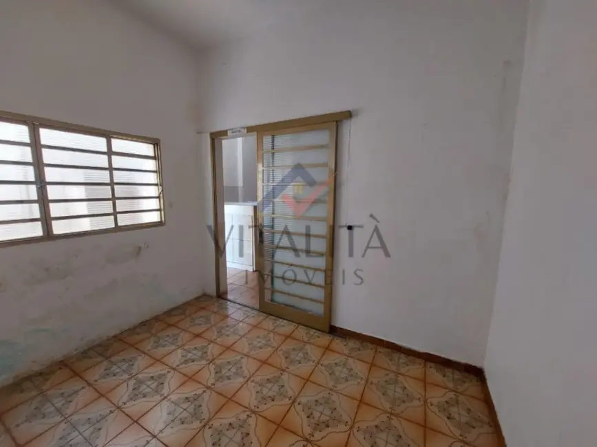 Casa com 5 quartos para alugar, 209m2 em Centro, Ribeirao Preto - SP - imagem 6 Foto 6 de Casa com 5 quartos para alugar, 209m2 em Centro, Ribeirao Preto - SP