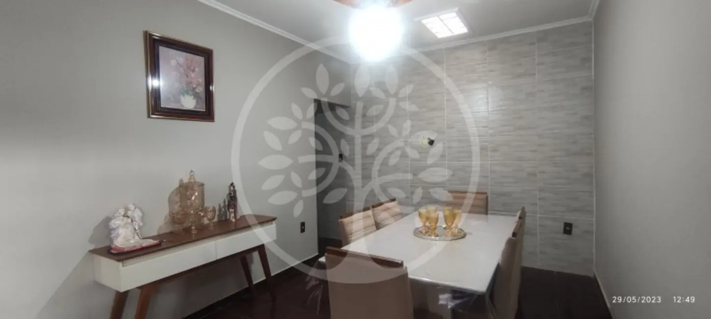 Casa com 4 quartos à venda, 161m2 em Ribeirao Preto - SP - imagem 5 Foto 5 de Casa com 4 quartos à venda, 161m2 em Ribeirao Preto - SP