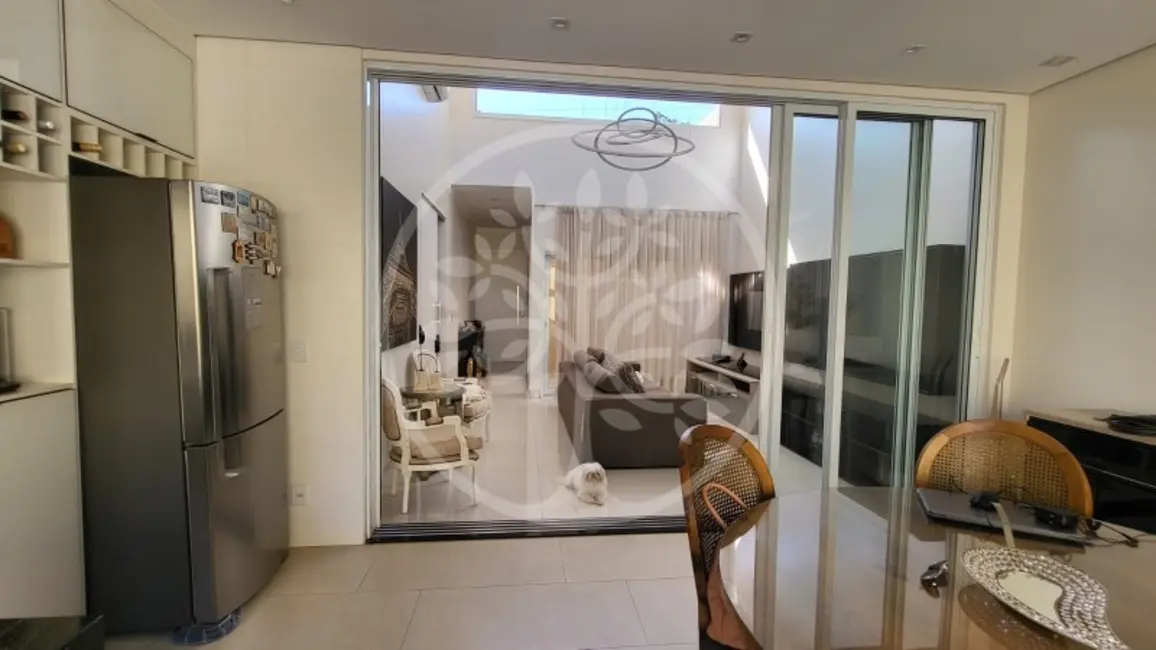 Casa com 3 quartos à venda, 160m2 em Ribeirao Preto - SP - imagem 5 Foto 5 de Casa com 3 quartos à venda, 160m2 em Ribeirao Preto - SP