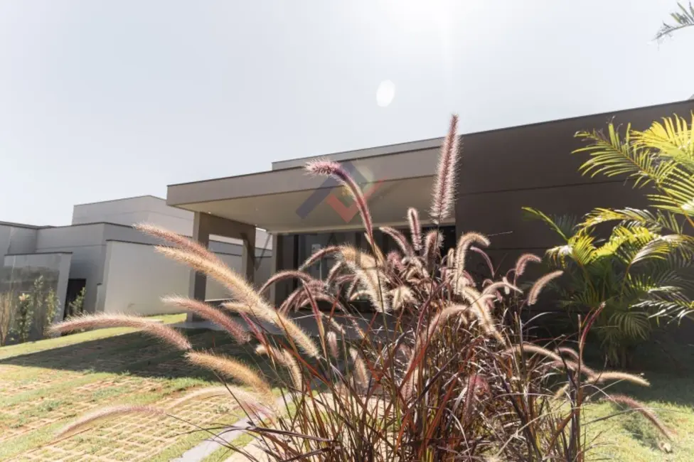 Foto 3 de Casa com 3 quartos à venda, 279m2 em Ribeirao Preto - SP