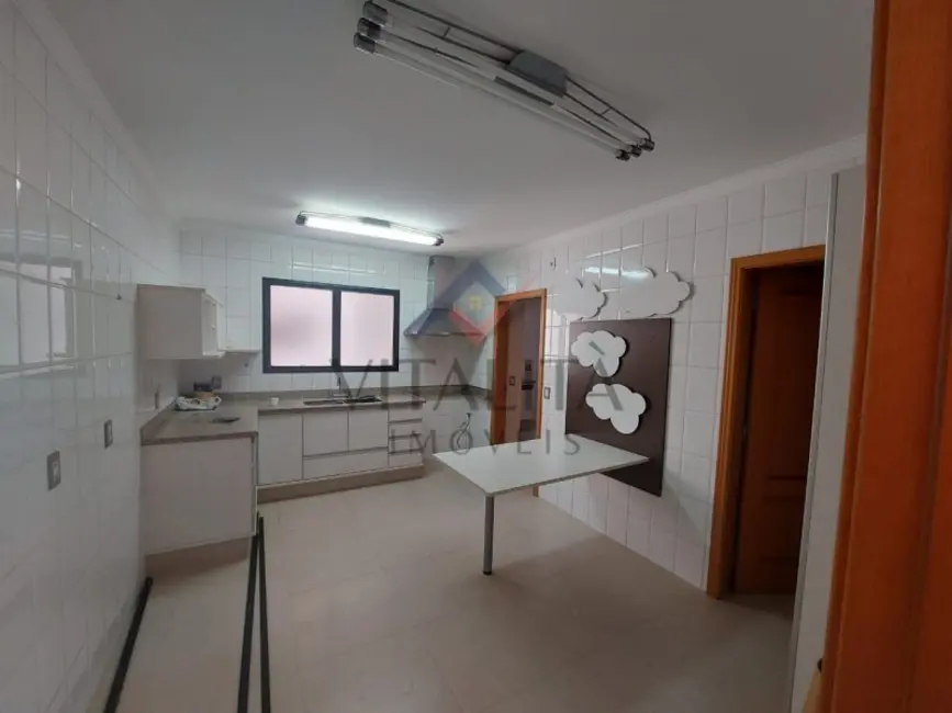 Foto 8 de Apartamento com 3 quartos para alugar, 166m2 em Jardim Irajá, Ribeirao Preto - SP