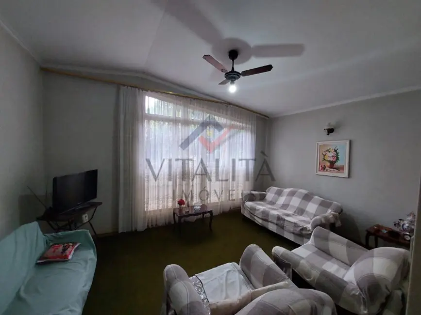 Casa com 3 quartos à venda, 150m2 em Jardim Macedo, Ribeirao Preto - SP - imagem 5 Foto 5 de Casa com 3 quartos à venda, 150m2 em Jardim Macedo, Ribeirao Preto - SP