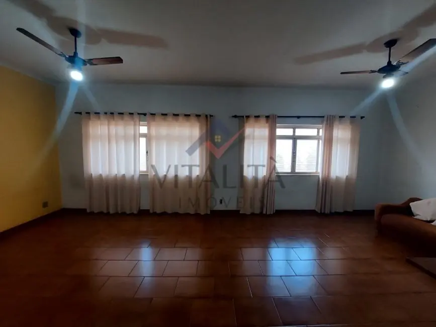 Foto 1 de Casa com 3 quartos para alugar, 147m2 em Jardim Irajá, Ribeirao Preto - SP