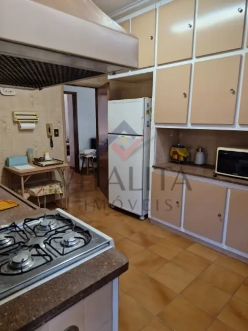 Casa com 3 quartos para alugar, 228m2 em Jardim São Luiz, Ribeirao Preto - SP - imagem 7 Foto 7 de Casa com 3 quartos para alugar, 228m2 em Jardim São Luiz, Ribeirao Preto - SP