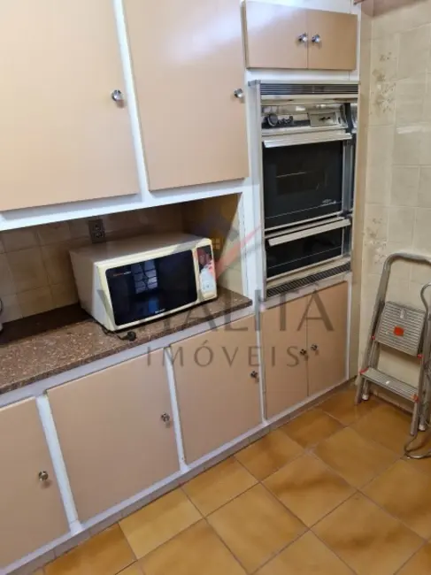 Casa com 3 quartos para alugar, 228m2 em Jardim São Luiz, Ribeirao Preto - SP - imagem 9 Foto 9 de Casa com 3 quartos para alugar, 228m2 em Jardim São Luiz, Ribeirao Preto - SP