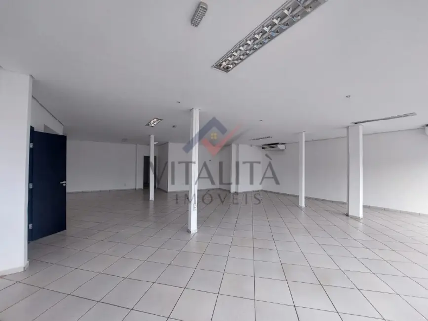 Foto 2 de Sala Comercial para alugar, 250m2 em Jardim Sumaré, Ribeirao Preto - SP