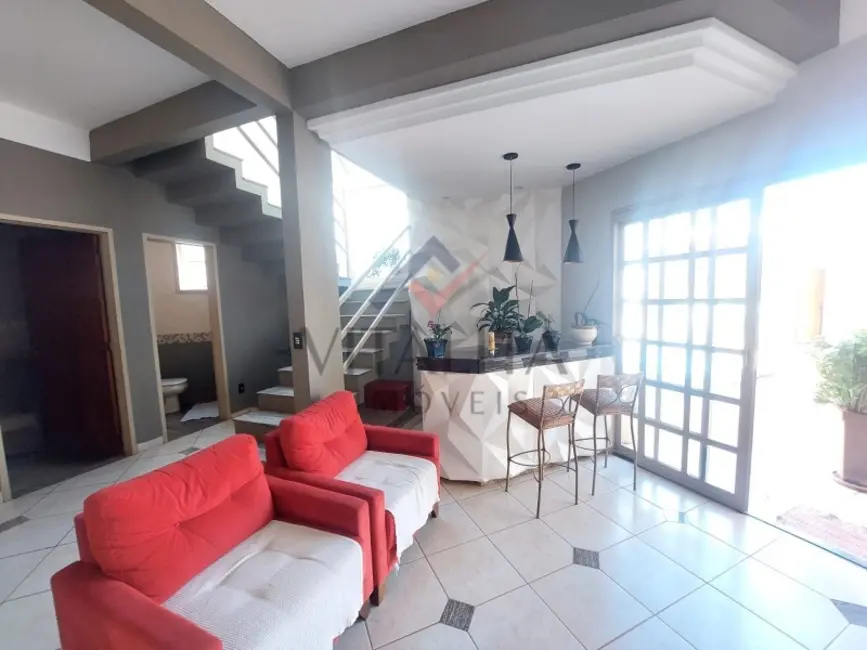 Foto 7 de Casa com 3 quartos para alugar, 277m2 em Jardim Califórnia, Ribeirao Preto - SP