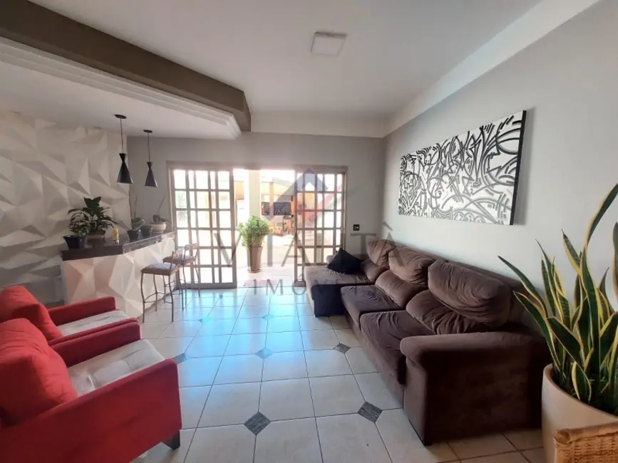 Foto 6 de Casa com 3 quartos para alugar, 277m2 em Jardim Califórnia, Ribeirao Preto - SP