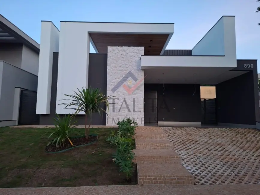 Foto 1 de Casa com 4 quartos à venda, 200m2 em Vila do Golf, Ribeirao Preto - SP