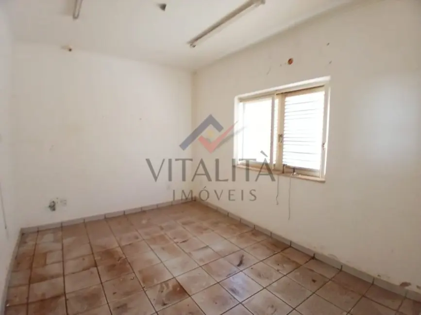Loja com 6 quartos para alugar, 226m2 em Jardim São Luiz, Ribeirao Preto - SP - imagem 9 Foto 9 de Loja com 6 quartos para alugar, 226m2 em Jardim São Luiz, Ribeirao Preto - SP