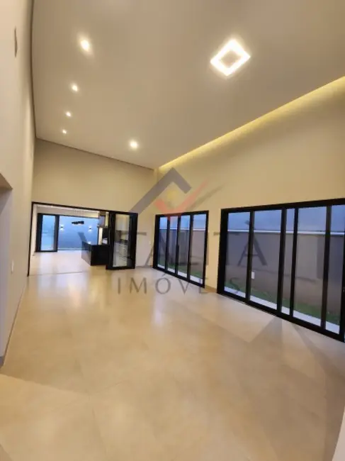 Foto 2 de Casa com 4 quartos à venda, 208m2 em Ribeirao Preto - SP