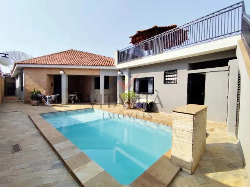 Foto 1 de Casa com 3 quartos para alugar, 295m2 em Ribeirao Preto - SP