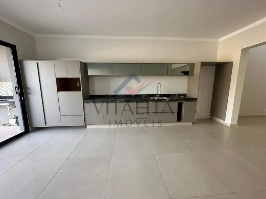 Casa com 3 quartos à venda, 154m2 em Ribeirao Preto - SP - imagem 4 Foto 4 de Casa com 3 quartos à venda, 154m2 em Ribeirao Preto - SP