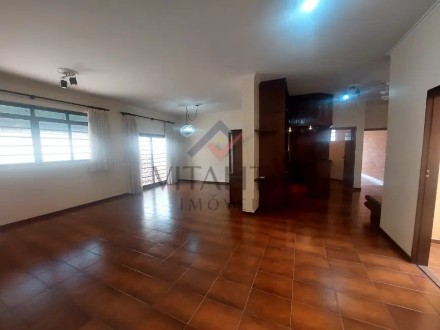 Casa com 3 quartos para alugar, 211m2 em Jardim São Luiz, Ribeirao Preto - SP - imagem 8 Foto 8 de Casa com 3 quartos para alugar, 211m2 em Jardim São Luiz, Ribeirao Preto - SP
