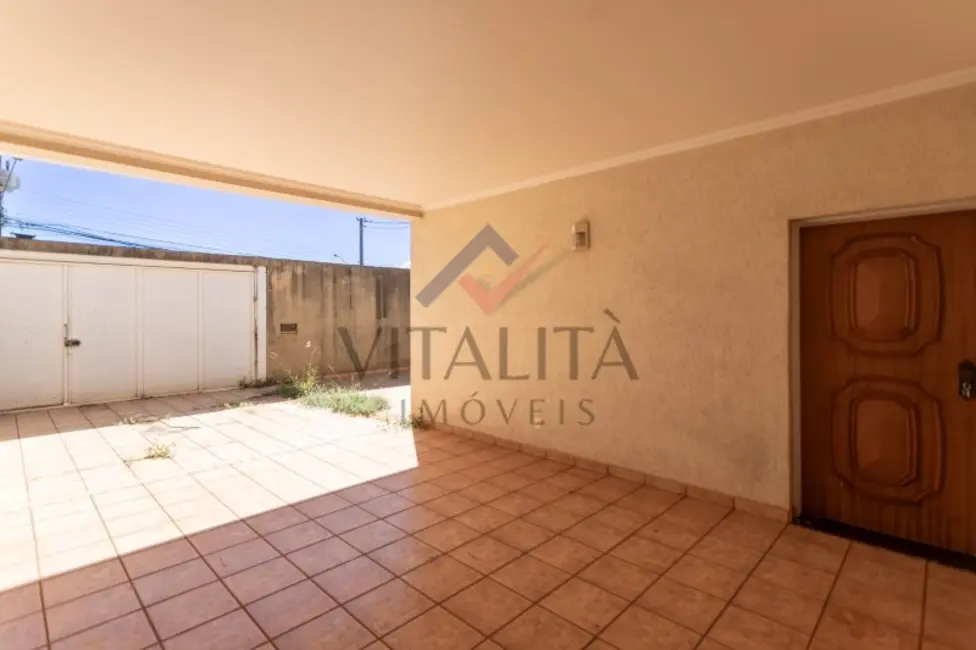 Foto 8 de Casa com 4 quartos para alugar, 215m2 em Jardim São Luiz, Ribeirao Preto - SP