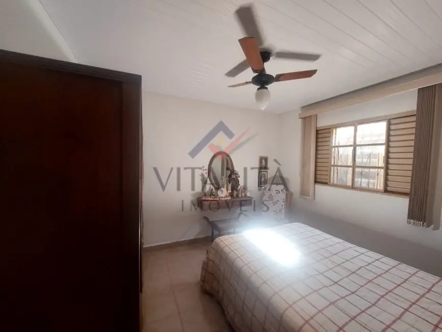 Casa com 3 quartos à venda, 211m2 em Ribeirao Preto - SP - imagem 7 Foto 7 de Casa com 3 quartos à venda, 211m2 em Ribeirao Preto - SP
