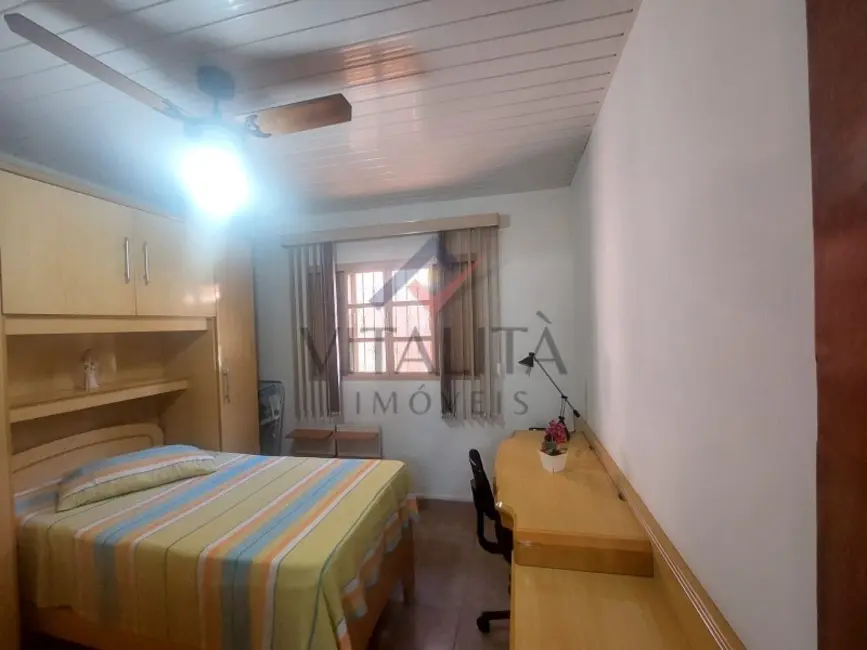 Casa com 3 quartos à venda, 211m2 em Ribeirao Preto - SP - imagem 3 Foto 3 de Casa com 3 quartos à venda, 211m2 em Ribeirao Preto - SP