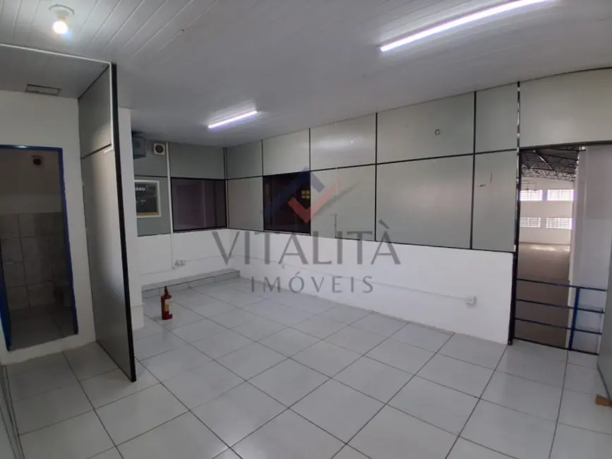 Armazém / Galpão para alugar, 510m2 em Jardim Anhangüera, Ribeirao Preto - SP - imagem 3 Foto 3 de Armazém / Galpão para alugar, 510m2 em Jardim Anhangüera, Ribeirao Preto - SP