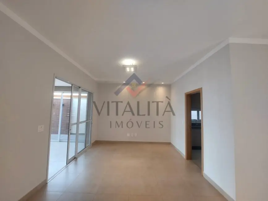 Casa com 3 quartos para alugar, 160m2 em Ribeirao Preto - SP - imagem 2 Foto 2 de Casa com 3 quartos para alugar, 160m2 em Ribeirao Preto - SP