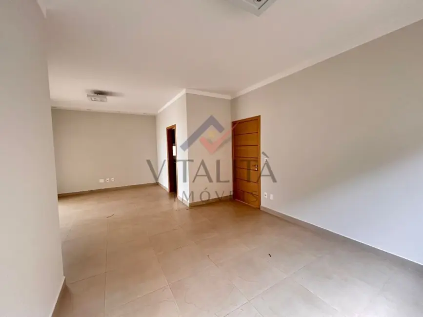 Casa com 3 quartos para alugar, 160m2 em Ribeirao Preto - SP - imagem 2 Foto 2 de Casa com 3 quartos para alugar, 160m2 em Ribeirao Preto - SP
