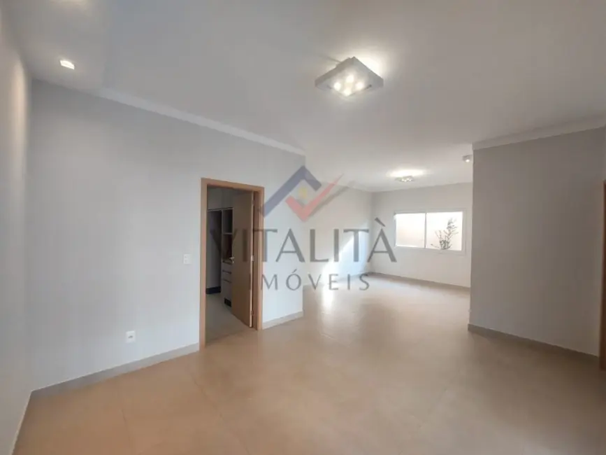 Casa com 3 quartos para alugar, 160m2 em Ribeirao Preto - SP - imagem 1 Foto 1 de Casa com 3 quartos para alugar, 160m2 em Ribeirao Preto - SP