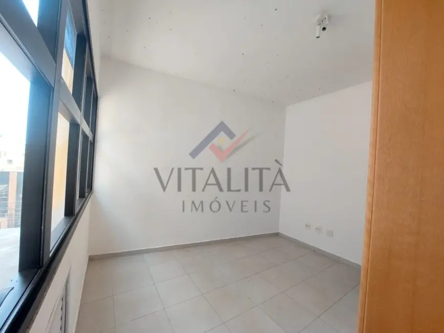 Sala Comercial para alugar, 32m2 em Ribeirao Preto - SP - imagem 4 Foto 4 de Sala Comercial para alugar, 32m2 em Ribeirao Preto - SP