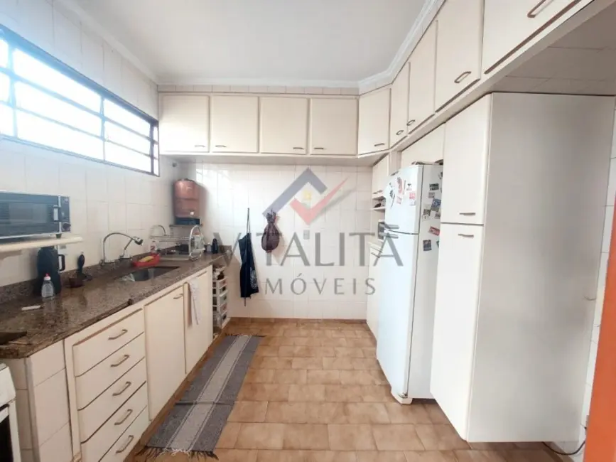 Casa com 3 quartos à venda, 132m2 em Jardim Irajá, Ribeirao Preto - SP - imagem 9 Foto 9 de Casa com 3 quartos à venda, 132m2 em Jardim Irajá, Ribeirao Preto - SP