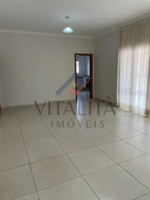Foto 8 de Casa com 3 quartos para alugar, 260m2 em Recreio das Acácias, Ribeirao Preto - SP