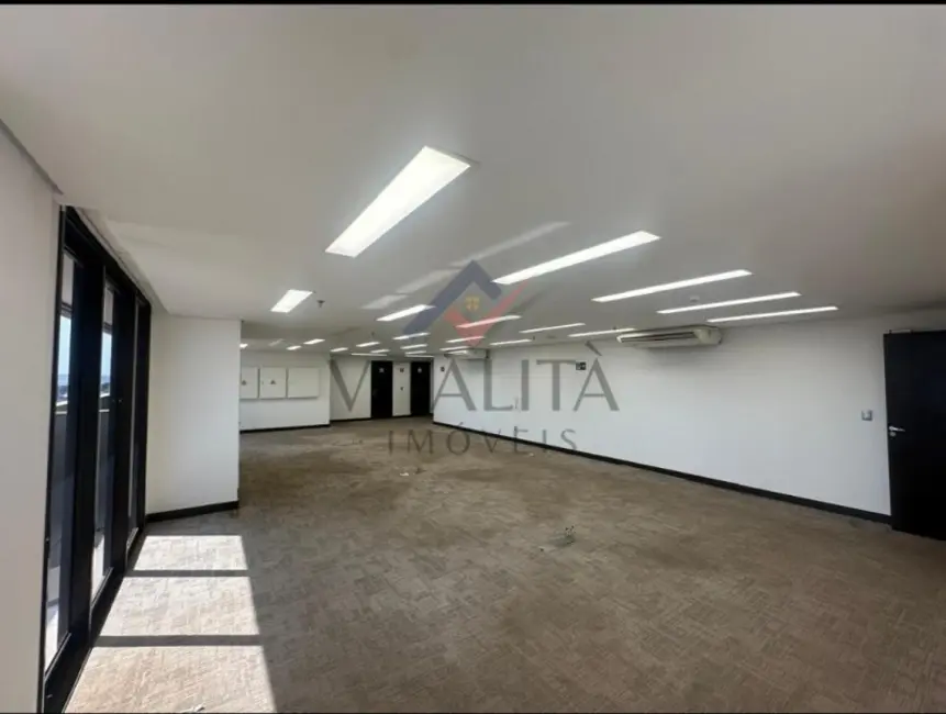 Foto 3 de Sala Comercial para alugar, 221m2 em Jardim Botânico, Ribeirao Preto - SP