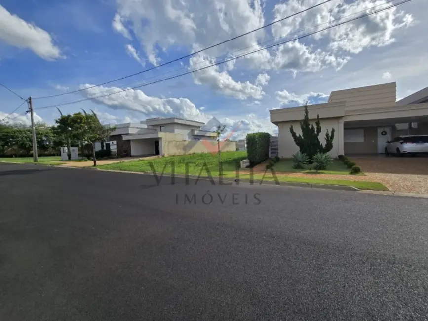 Foto 1 de Terreno / Lote à venda, 360m2 em Ribeirao Preto - SP