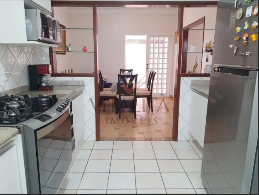 Foto 2 de Casa com 3 quartos à venda, 189m2 em Ribeirao Preto - SP