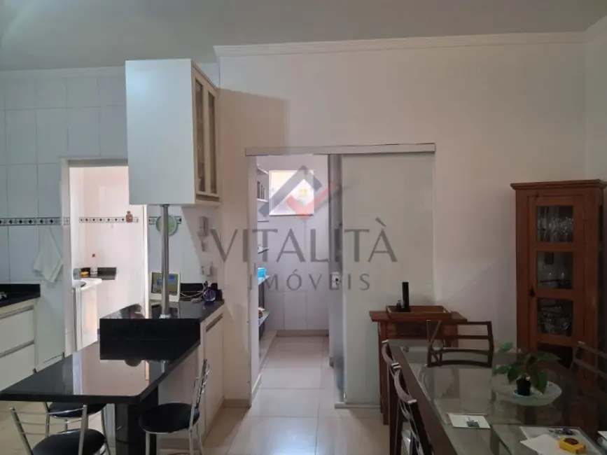 Foto 9 de Casa com 3 quartos para alugar, 210m2 em Jardim Manoel Penna, Ribeirao Preto - SP