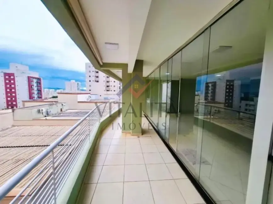 Foto 1 de Apartamento com 4 quartos para alugar, 204m2 em Ribeirao Preto - SP