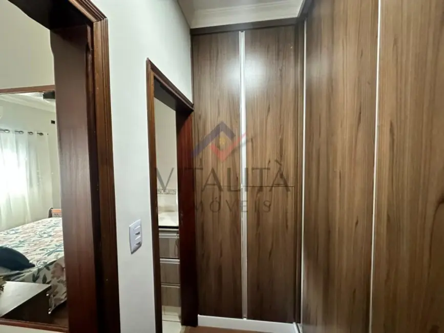 Casa com 3 quartos à venda, 202m2 em Jardim Antártica, Ribeirao Preto - SP - imagem 8 Foto 8 de Casa com 3 quartos à venda, 202m2 em Jardim Antártica, Ribeirao Preto - SP