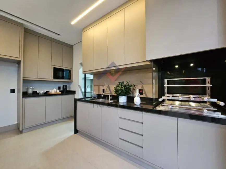 Foto 3 de Casa com 4 quartos à venda, 261m2 em Vila do Golf, Ribeirao Preto - SP