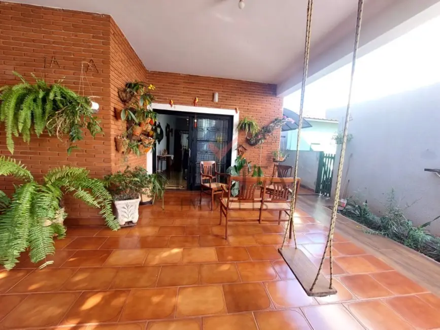 Foto 1 de Casa com 2 quartos à venda, 155m2 em Vila Mariana, Ribeirao Preto - SP