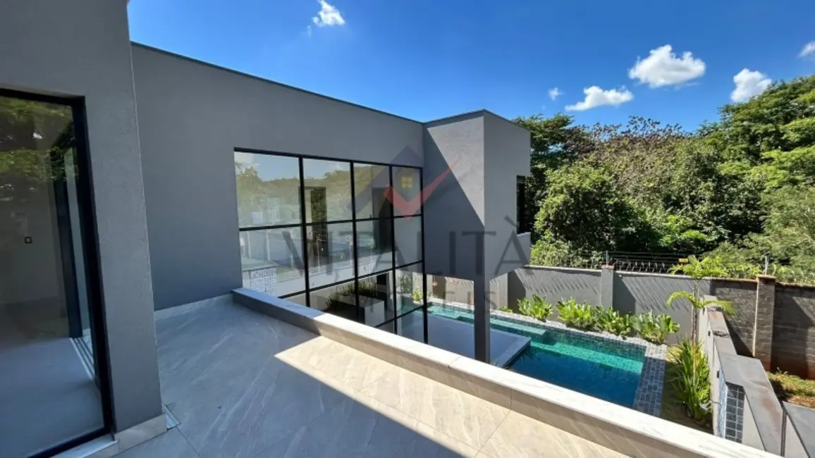 Casa com 3 quartos à venda, 300m2 em Ribeirao Preto - SP - imagem 5 Foto 5 de Casa com 3 quartos à venda, 300m2 em Ribeirao Preto - SP