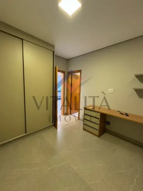 Casa com 4 quartos à venda, 193m2 em Jardim Cybelli, Ribeirao Preto - SP - imagem 2 Foto 2 de Casa com 4 quartos à venda, 193m2 em Jardim Cybelli, Ribeirao Preto - SP