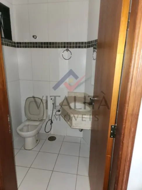 Foto 3 de Casa com 4 quartos para alugar, 220m2 em Alto da Boa Vista, Ribeirao Preto - SP