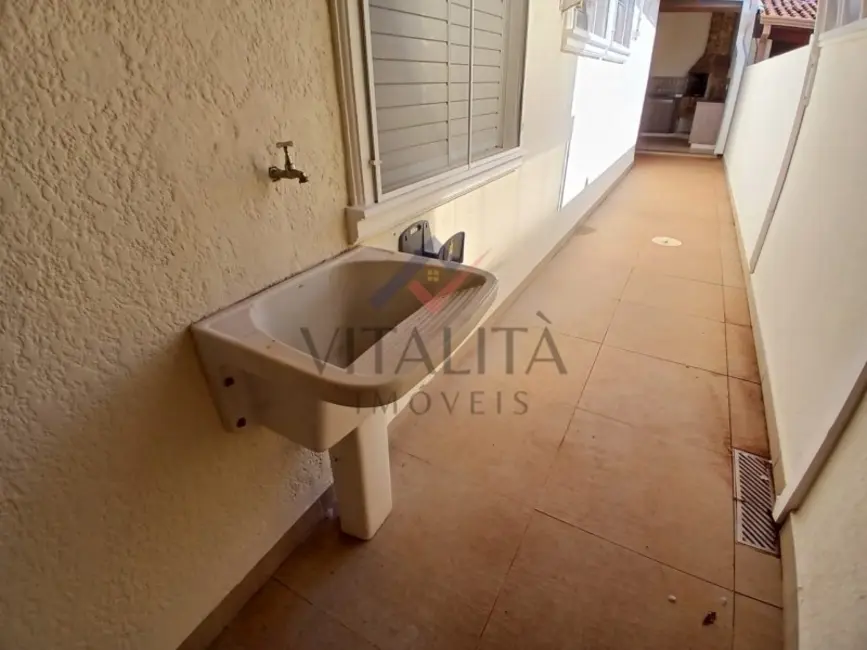 Foto 4 de Casa com 3 quartos para alugar, 150m2 em Jardim Interlagos, Ribeirao Preto - SP