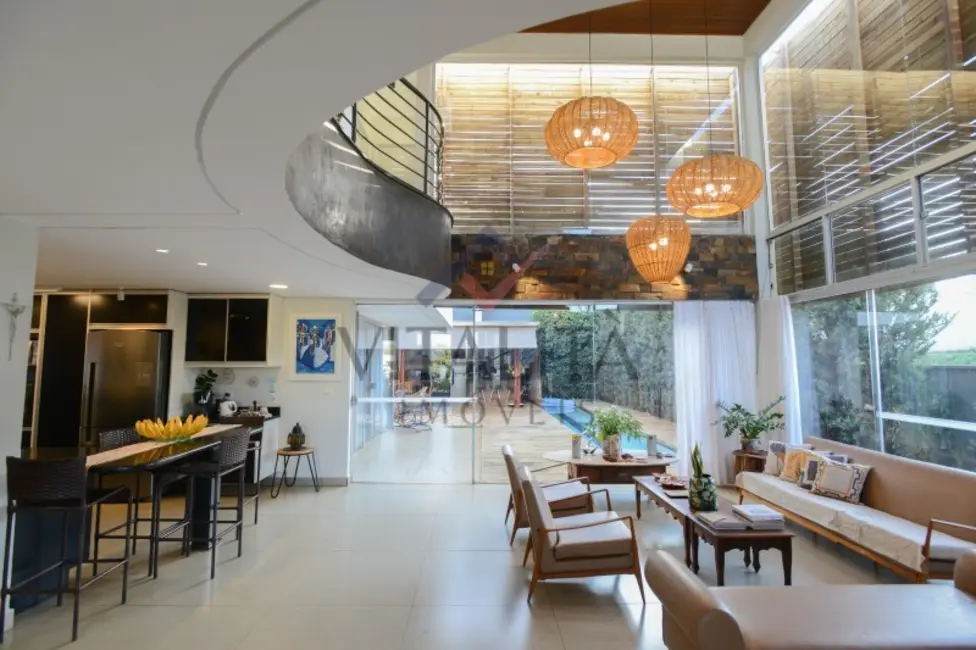 Foto 1 de Casa com 5 quartos para alugar, 350m2 em Ribeirao Preto - SP