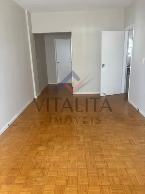 Apartamento com 4 quartos para alugar, 168m2 em Centro, Ribeirao Preto - SP - imagem 7 Foto 7 de Apartamento com 4 quartos para alugar, 168m2 em Centro, Ribeirao Preto - SP