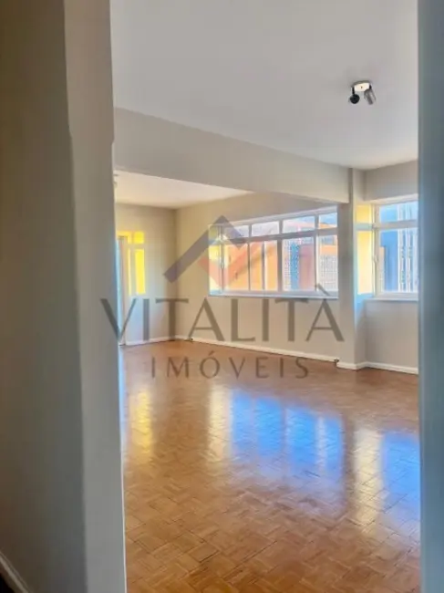 Apartamento com 4 quartos para alugar, 168m2 em Centro, Ribeirao Preto - SP - imagem 1 Foto 1 de Apartamento com 4 quartos para alugar, 168m2 em Centro, Ribeirao Preto - SP
